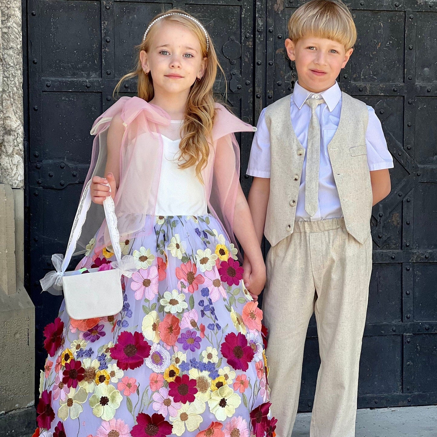 Boy Linen Beige Suit With Suspender Pants Vest And Tie